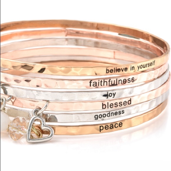 Jewelry - NWT Set of 6 Engraved Bangle Stack Bracelets in Tri-tone. 7.75”